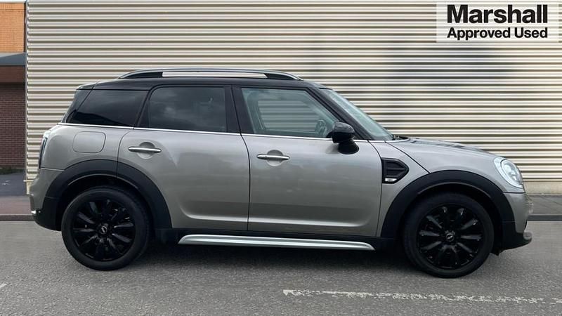 Used Mini Cooper Countryman 136 HP (100 kW) 2018 Silver SUV