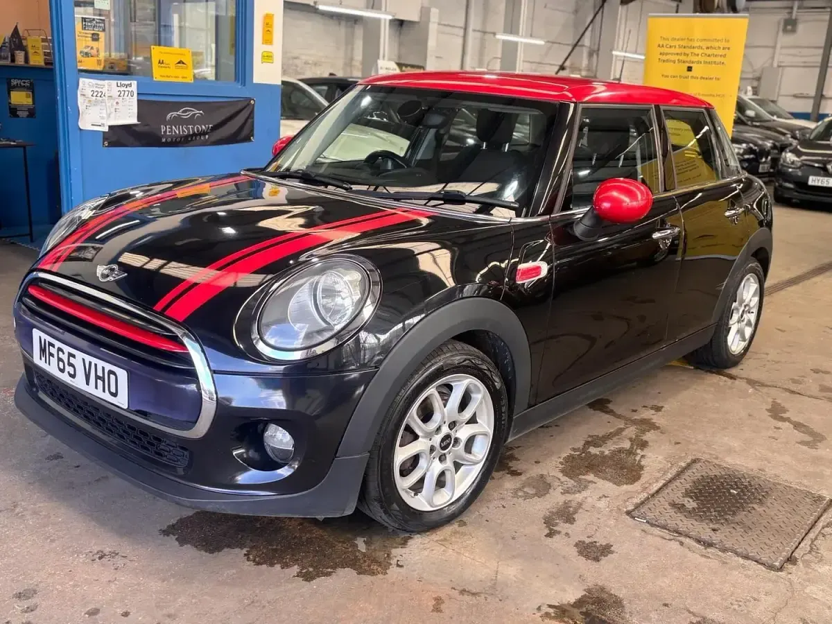 Used Mini Cooper D Hatch 2016 Black Hatchback