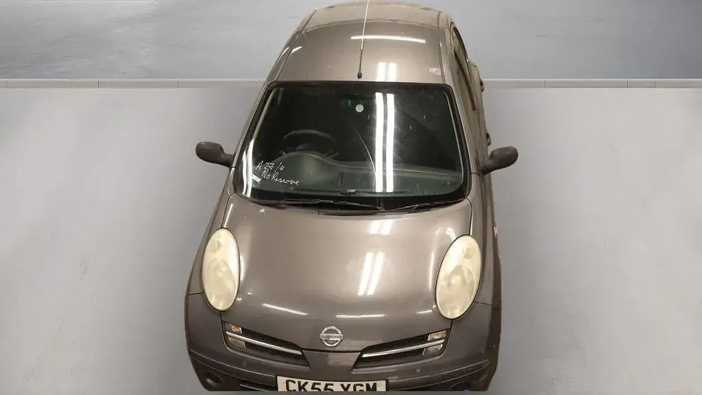 Usado Nissan Micra S 80 HP (58 kW) 2006 Cinzento Citadino