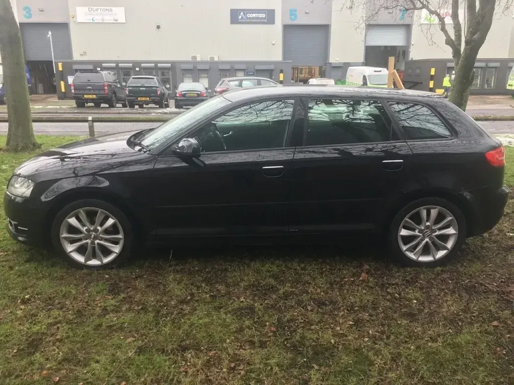 Used Audi A3 Sport 105 HP (77 kW) 2011 Black Hatchback