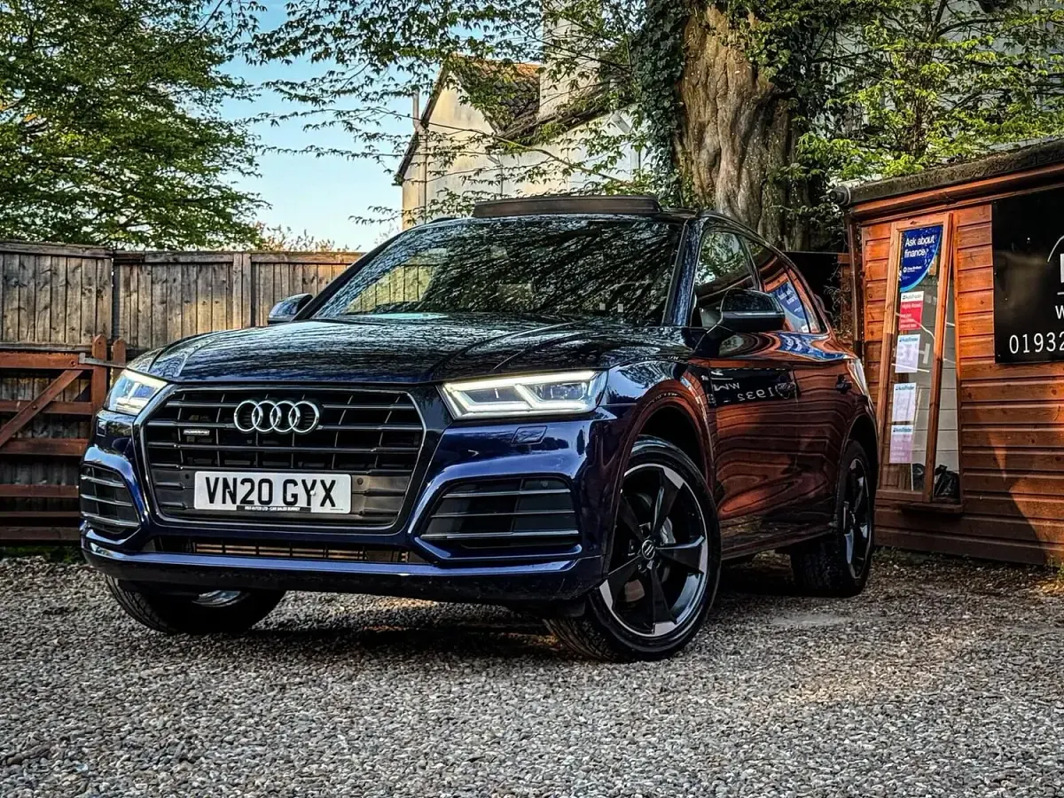 Used Audi Q5 Black Edition 245 HP (180 kW) 2020 Blue SUV