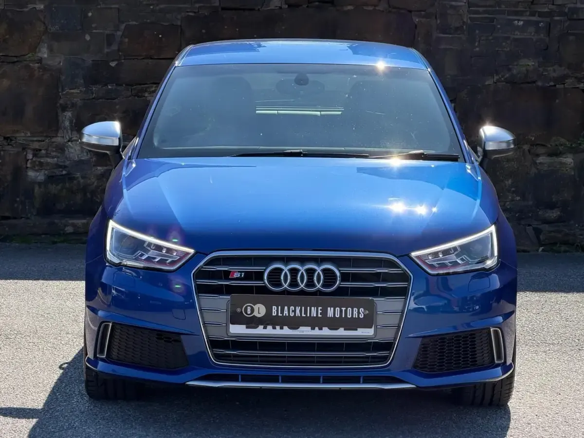 Used Audi S1 231 HP (169 kW) 2016 Blue Hatchback