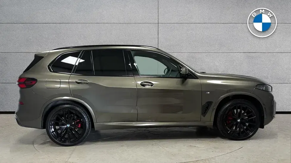 Usado BMW X5 M Sport 294 CV (216 kW) 2025 Verde SUV