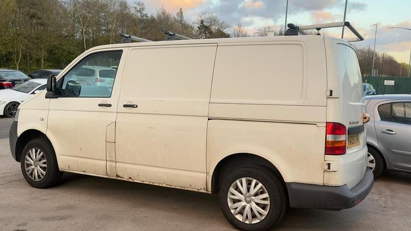 Begagnad VW Transporter 84 HK (61 kW) 2008 Vit Van