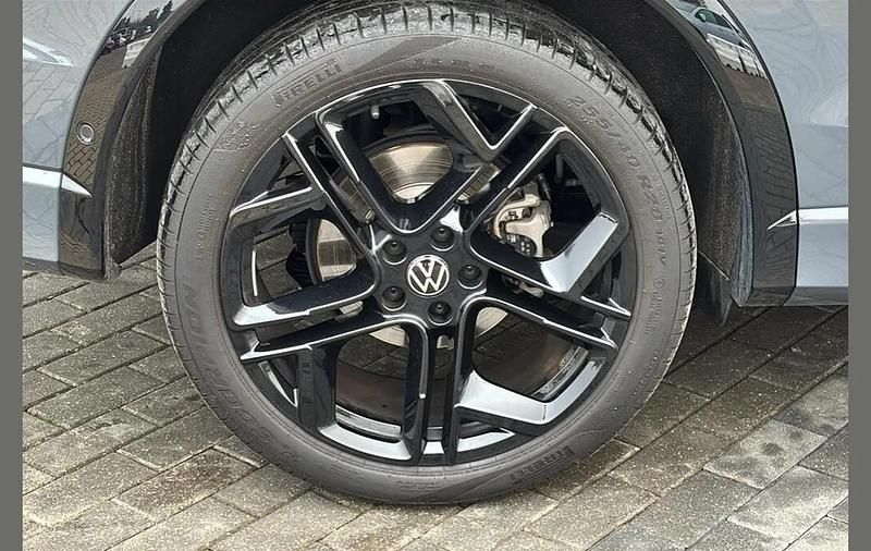 Used VW Tiguan R-line 204 HP (150 kW) 2025 Grey SUV