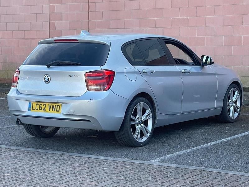 Used BMW 118 Sport Line 2012 Silver Hatchback