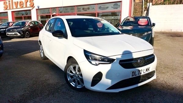 White Used 2023 Vauxhall Corsa Design Edition Hatchback | £11,994 (Fair price) - Image 1/1