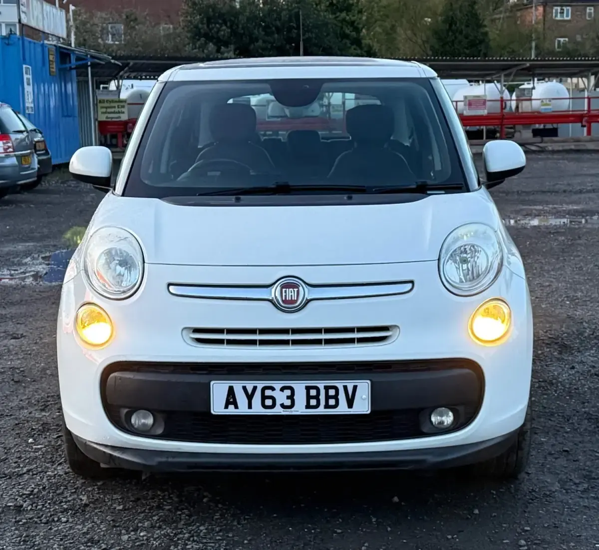 Usado Fiat 500L Lounge 85 HP (62 kW) 2013 Branco Monovolume