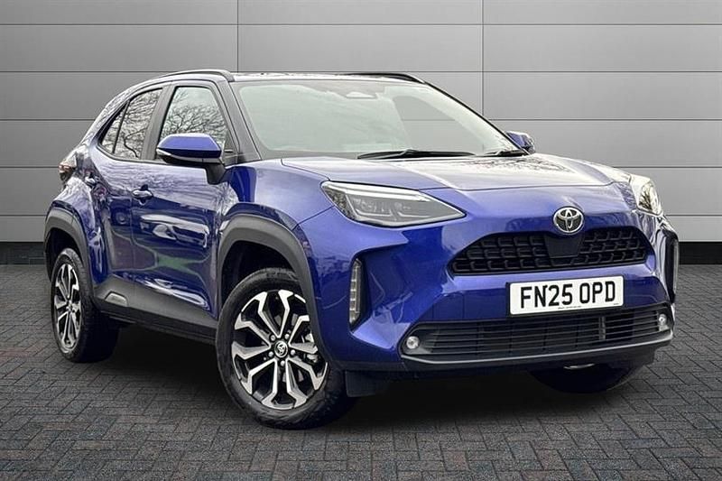 Used Toyota Yaris Cross Design 116 HP (85 kW) 2025 Blue SUV