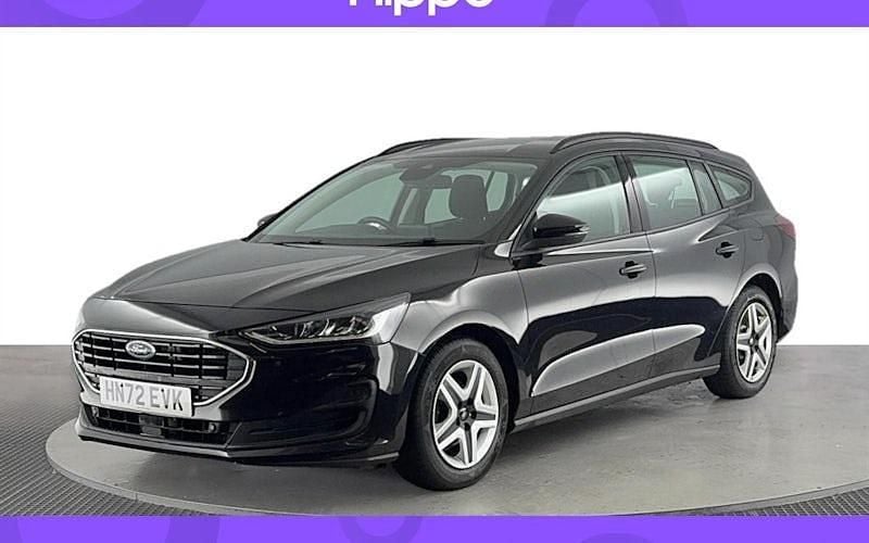 Used 2020 Ford Focus Zetec Estate | £10,980 (Fair price) - Image 1/4