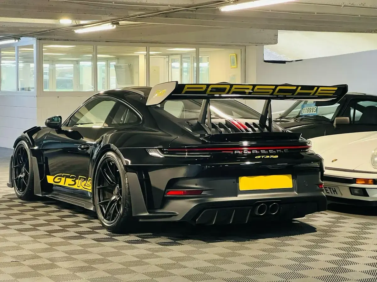 Used Porsche 911 GT3 RS 525 HP (386 kW) 2024 Black Coupe