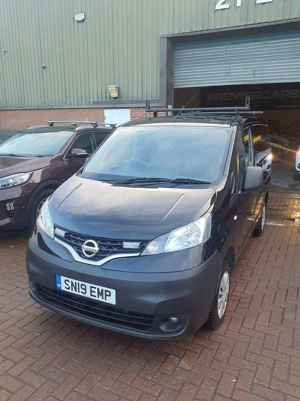 Used Nissan NV200 Acenta 110 HP (80 kW) 2019 Black MPV