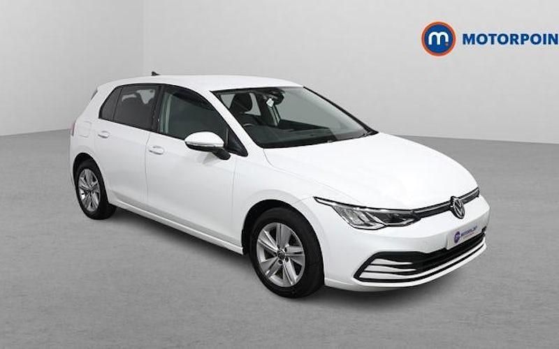 Second-hand VW Golf VIII Life 110 CP (80 kW) 2024 Hatchback