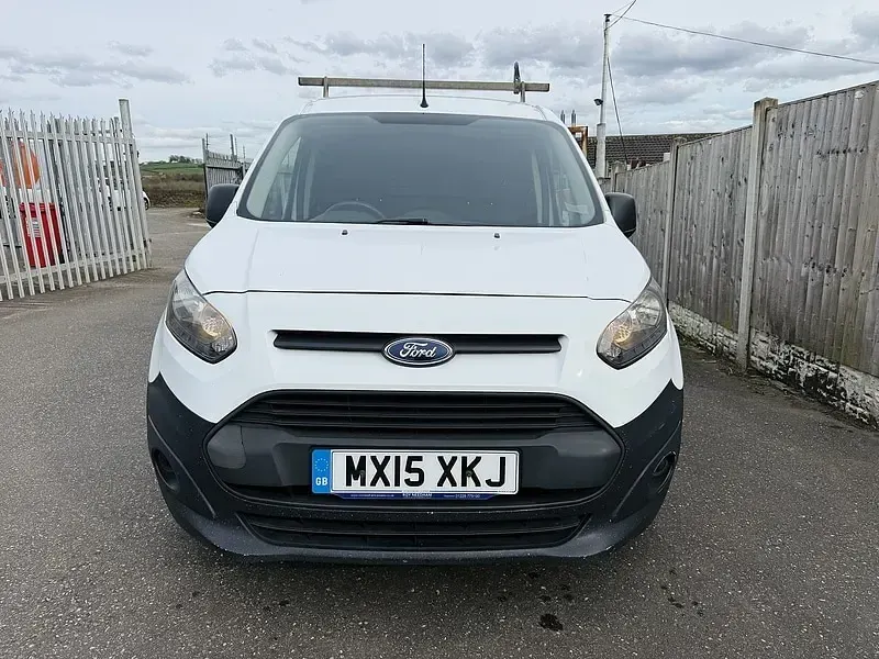 Used Ford Transit Connect 95 HP (69 kW) 2015 White MPV
