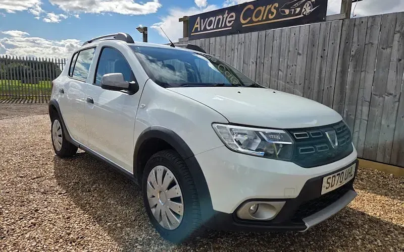 Used Dacia Sandero Essentiel 90 HP (66 kW) 2020 Hatchback