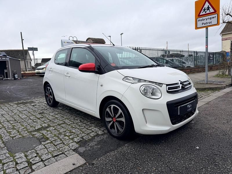 Used Citroën C1 Feel 68 HP (50 kW) 2014 White Hatchback