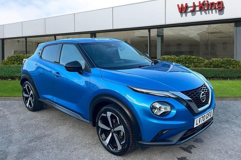 Used Nissan Juke Tekna 114 HP (83 kW) 2020 Blue SUV
