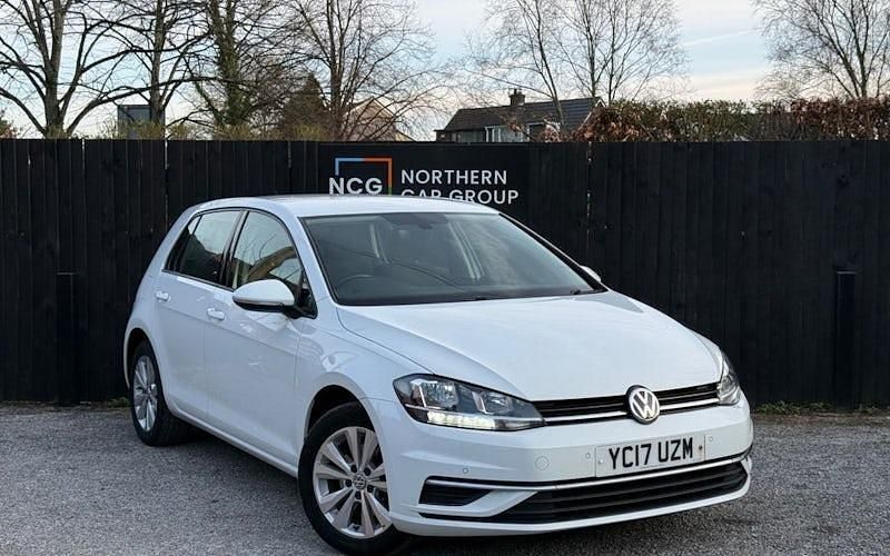 Używany VW Golf VII SE 116 KM (85 kW) 2017 Biały Hatchback