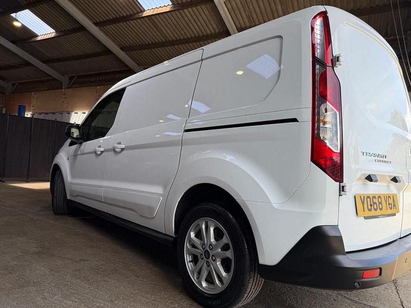 Used Ford Transit Connect Limited 120 HP (88 kW) 2019 White MPV