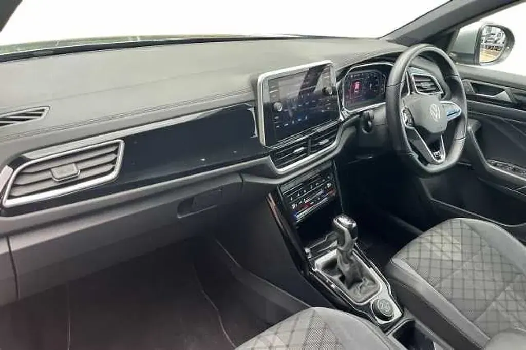 Used VW T-Roc 190 HP (139 kW) 2023 SUV