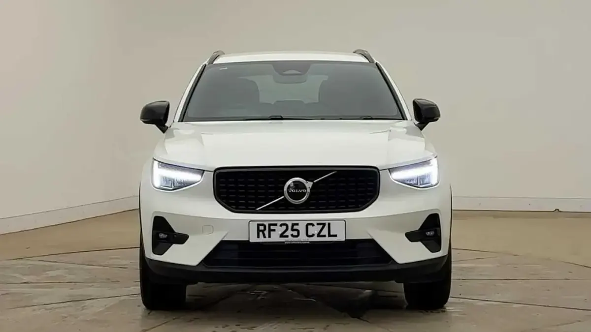 Used Volvo XC40 Plus 2025 White SUV