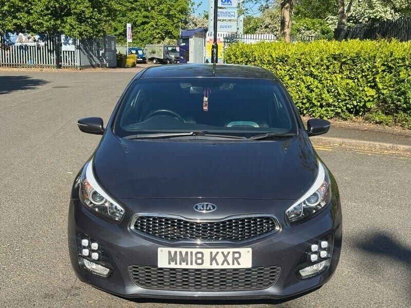 Image 2/4