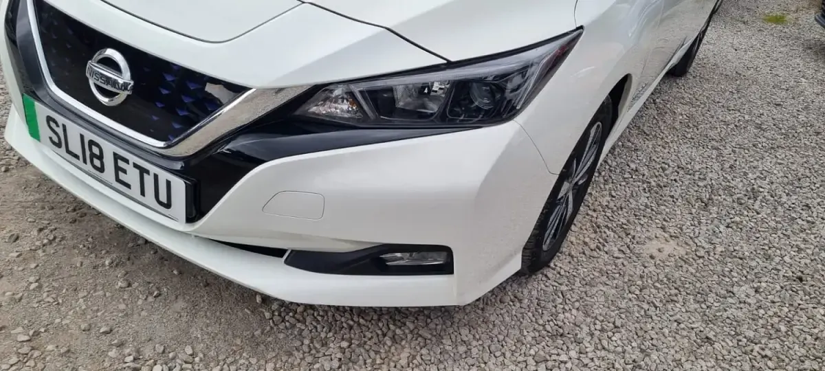 Used Nissan Leaf Acenta 110 kW (150 HP) 2018 White Hatchback
