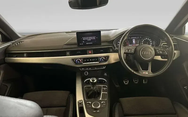 Used Audi A4 S-Line 150 HP (110 kW) 2018 White Estate