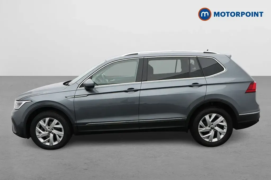 Used VW Tiguan Allspace Life 150 HP (110 kW) 2023 Grey SUV