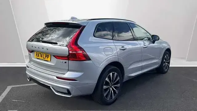 Used Volvo XC60 Plus 247 HP (181 kW) 2025 SUV