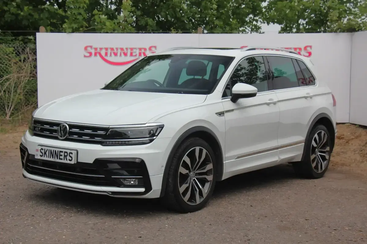 Used VW Tiguan R-line 150 HP (110 kW) 2019 White SUV