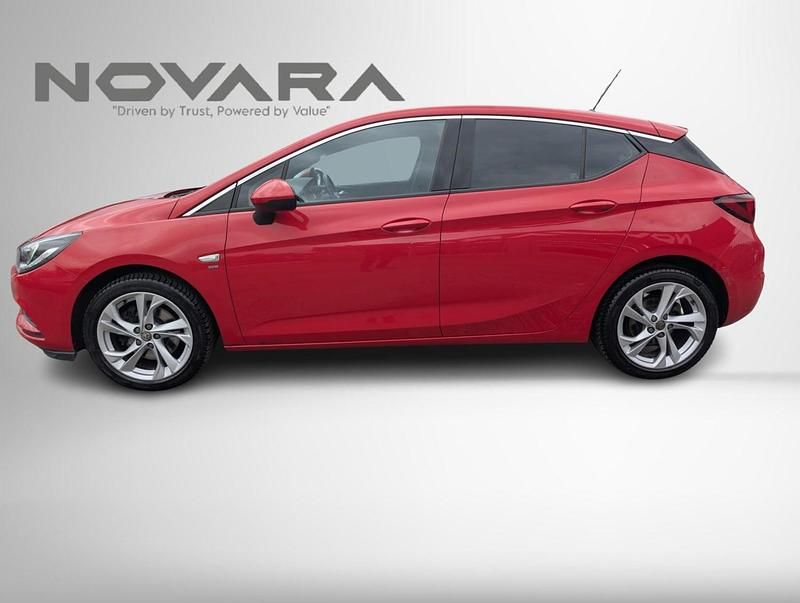 Used Vauxhall Astra SRi 136 HP (100 kW) 2017 Red Hatchback