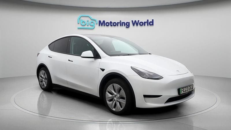 Used 2023 Tesla Model Y RWD SUV | £23,000 (Fair price) - Image 1/4