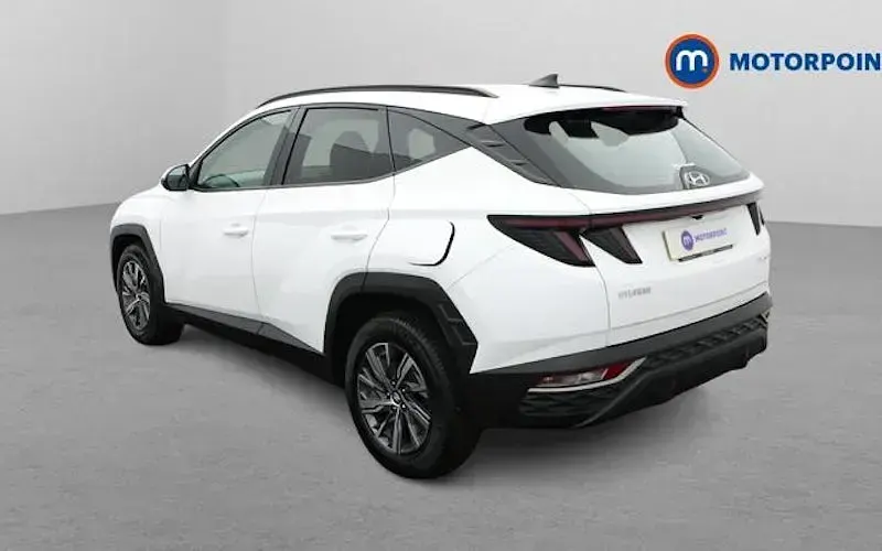 Used Hyundai Tucson SE 150 HP (110 kW) 2023 White SUV