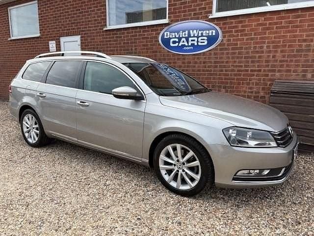 Silver Used 2014 VW Passat Executive Estate | £3,990 (Fair price) - Image 1/4