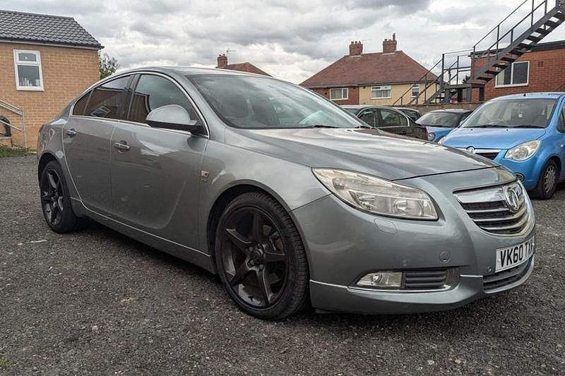 Silver Used 2010 Vauxhall Insignia SRi Hatchback | £2,249 (Fair price) - Image 1/1