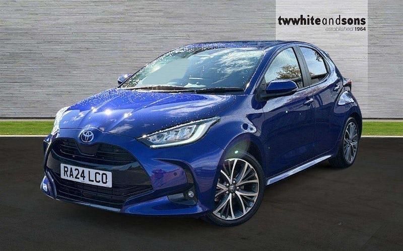 Blue Used 2024 Toyota Yaris Hybrid Hatchback | £19,950 (Fair price) - Image 1/4