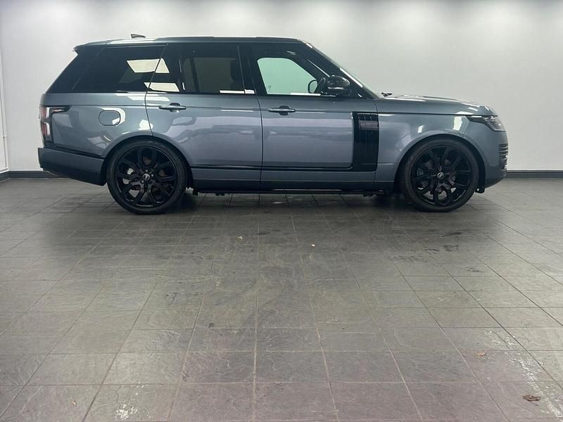 Used Land Rover Range Rover S 275 HP (202 kW) 2019 Blue SUV