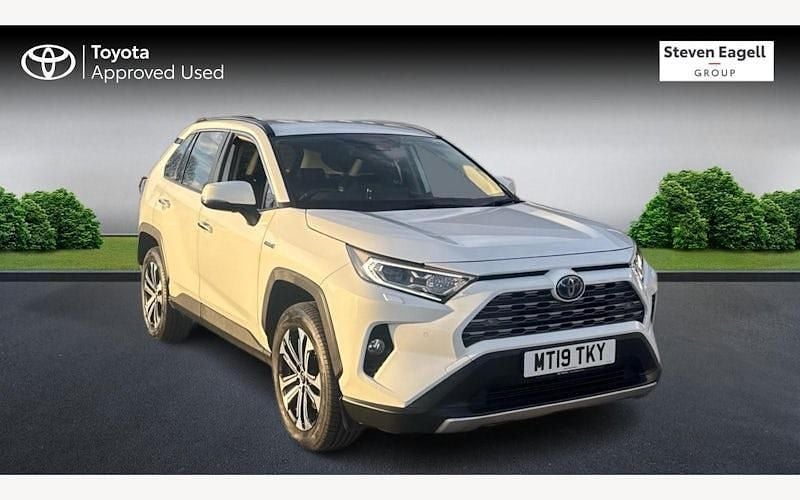 Used 2025 Toyota RAV4 Estate | £23,028 (Super price) - Image 1/3