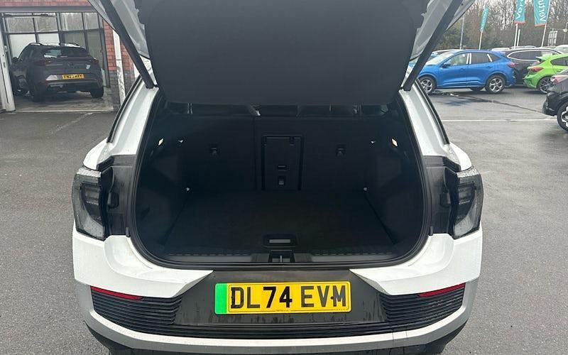 Used Ford Explorer Premium 250 kW (340 HP) 2024 White SUV