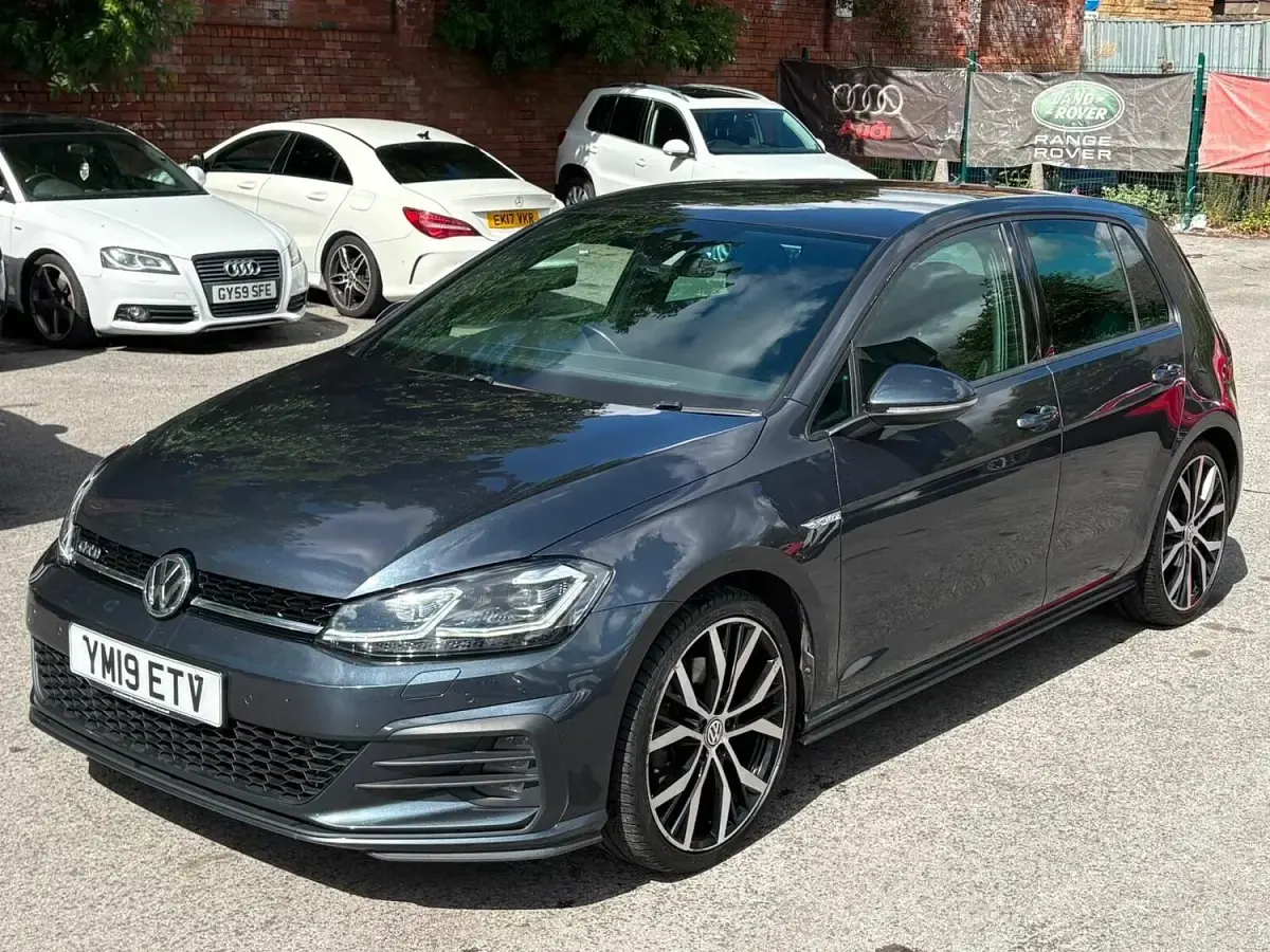 Used VW Golf VII GTD 184 HP (135 kW) 2019 Blue Hatchback
