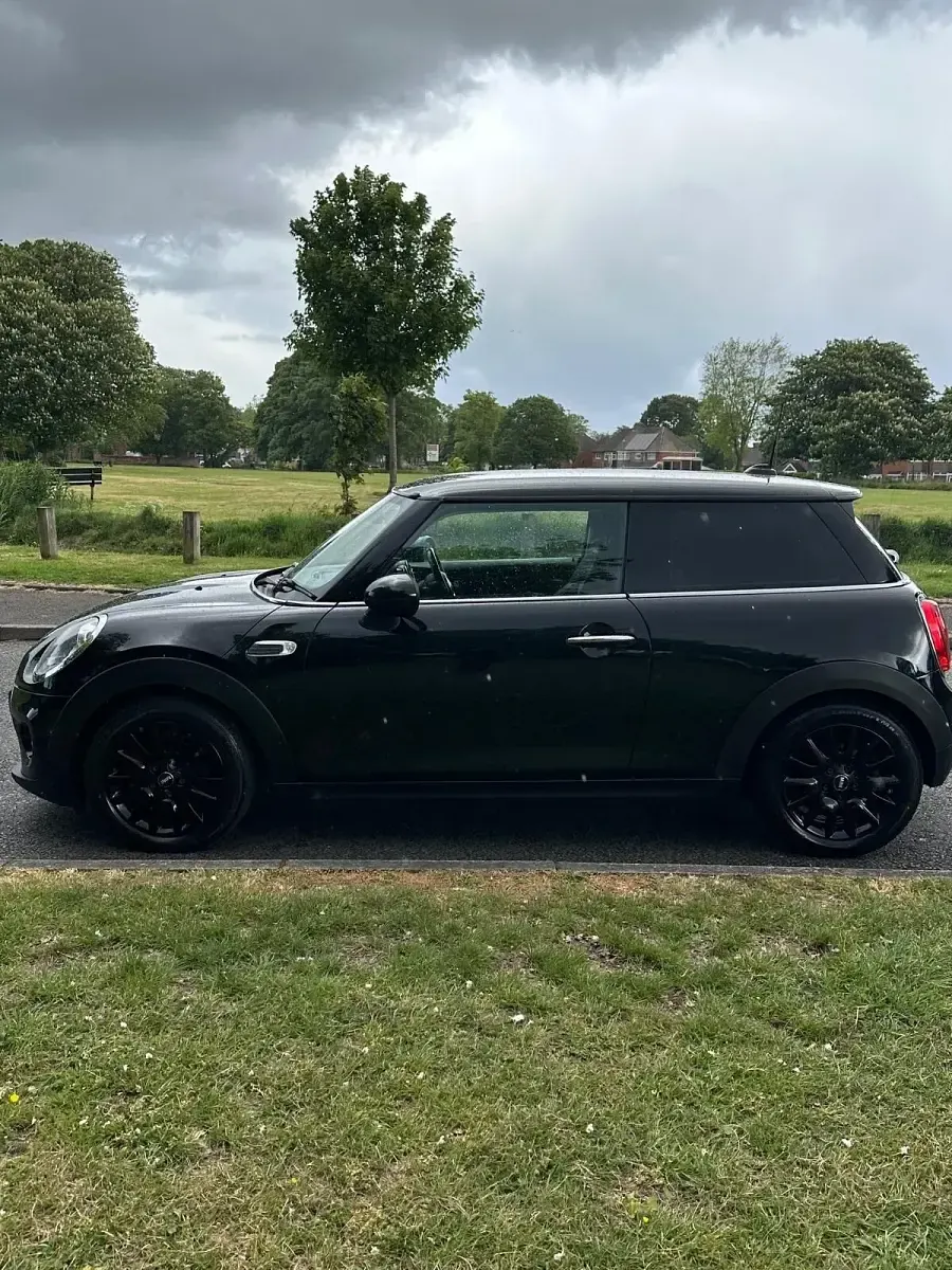 Used Mini Cooper Hatch 2014 Black Hatchback
