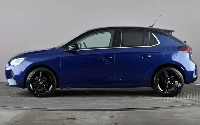 Used Vauxhall Corsa Elite 101 HP (74 kW) 2020 Blue Hatchback
