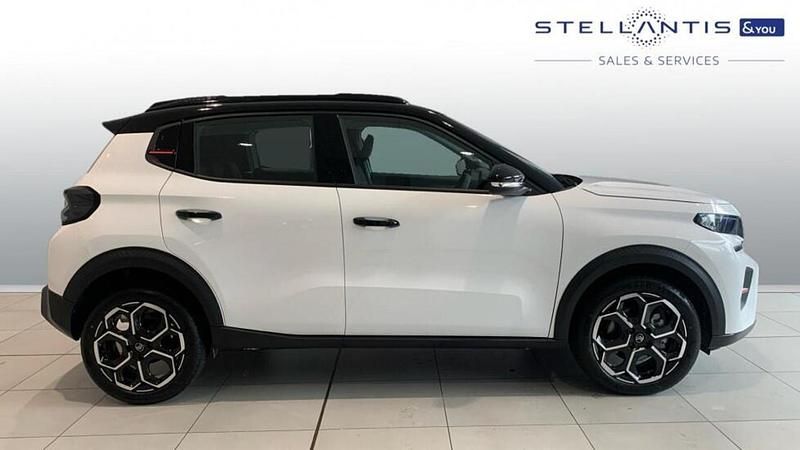 White New 2025 Citroën C3 Hatchback | £15,990 (Good price) - Image 1/4