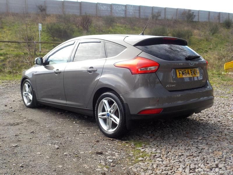Used Ford Focus Titanium 115 HP (84 kW) 2015 Brown Hatchback