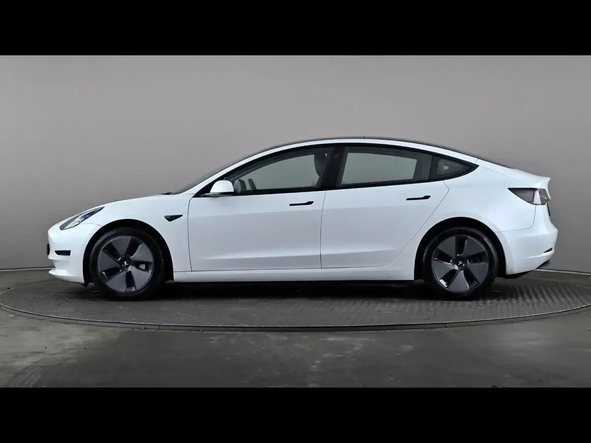 Used Tesla Model 3 Long Range AWD 366 kW (498 HP) 2020 White Sedan