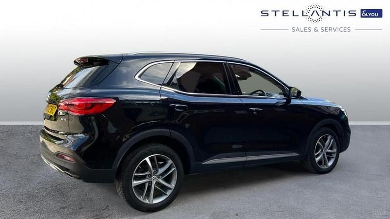Used MG HS Exclusive 160 HP (117 kW) 2023 Black SUV