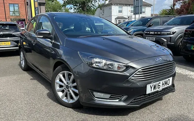 Used Ford Focus Titanium 125 HP (91 kW) 2017 Hatchback
