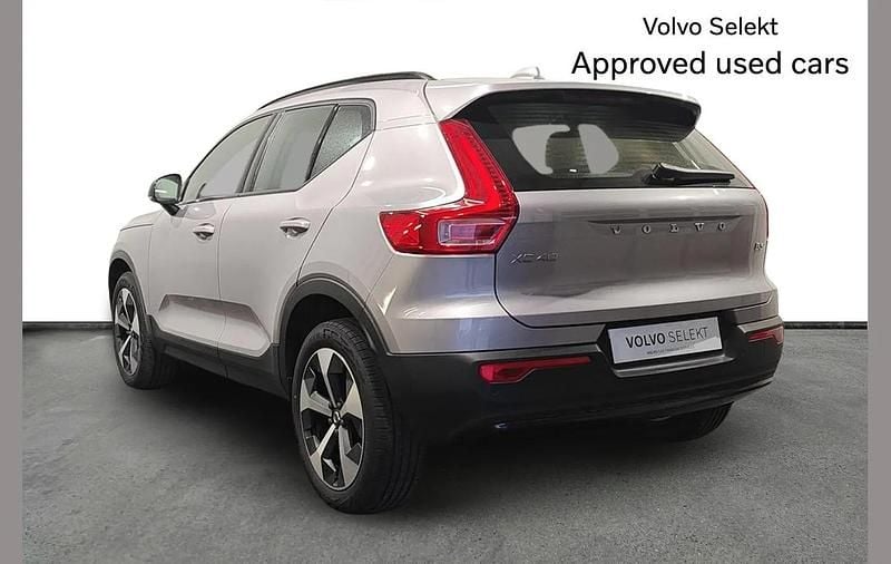 Used Volvo XC40 Plus 161 HP (118 kW) 2025 Silver SUV