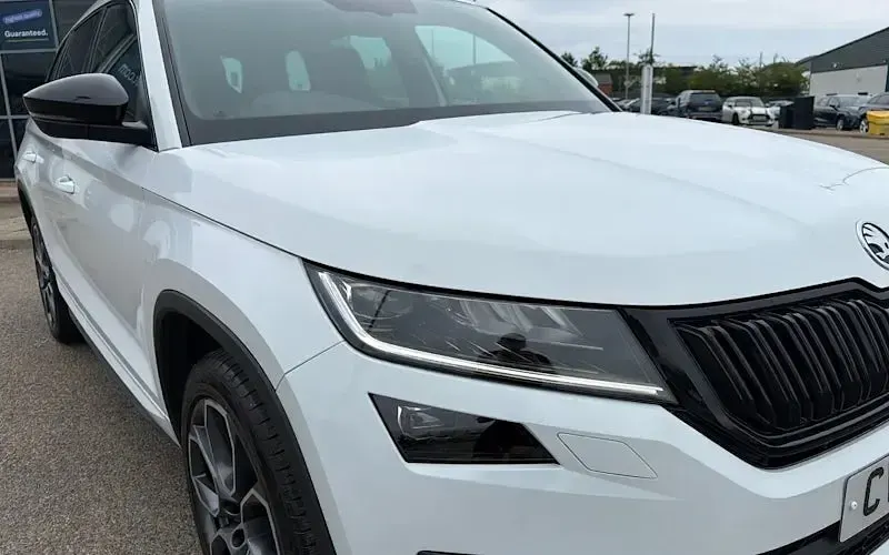 Used Skoda Kodiaq vRS 239 HP (175 kW) 2019 White SUV